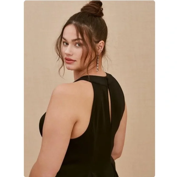 Torrid 3 Scuba Fluted Dress black - Picture 2 of 5